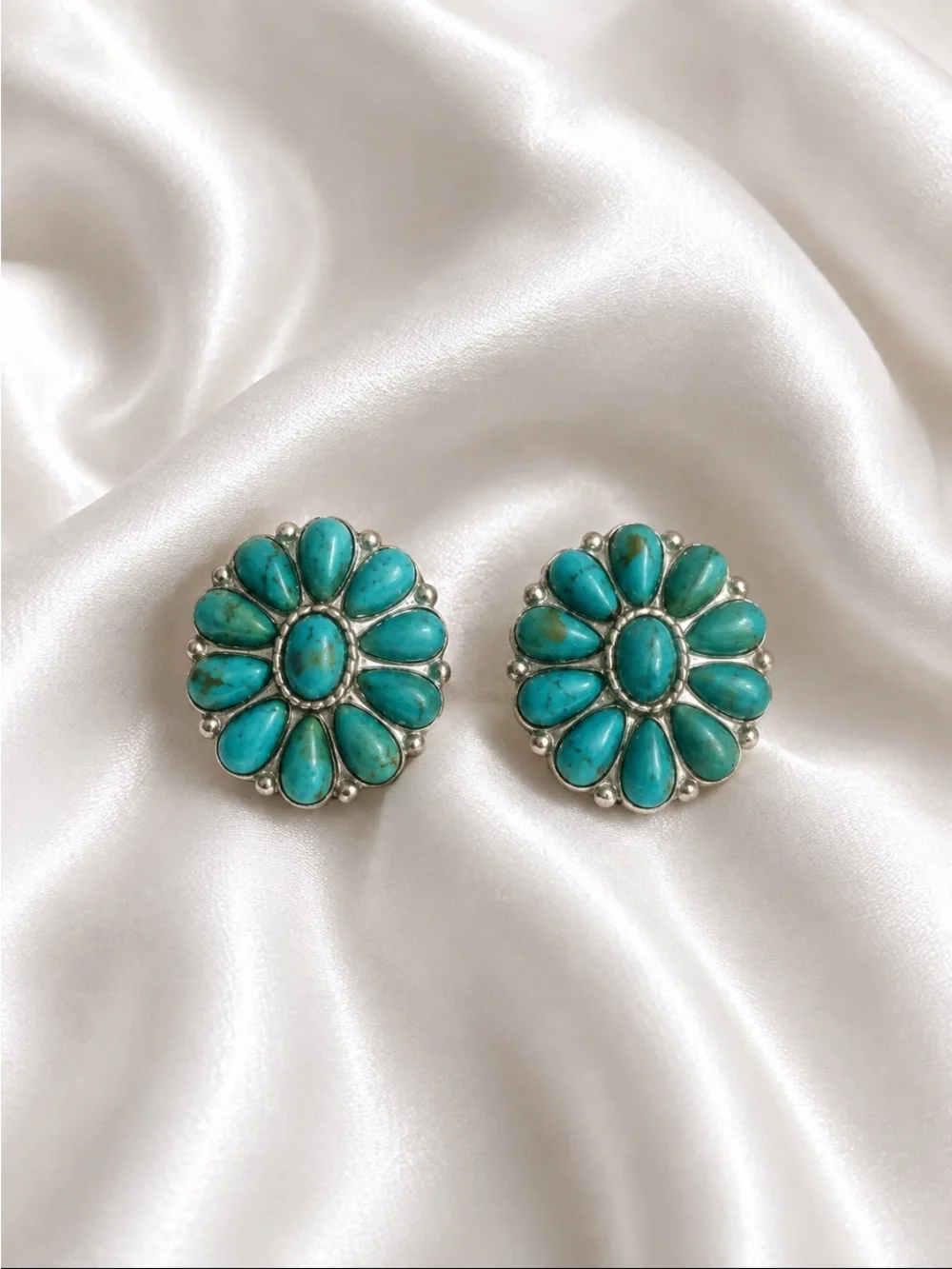 Turquoise Faux Floral Cluster Clip-on Earrings
